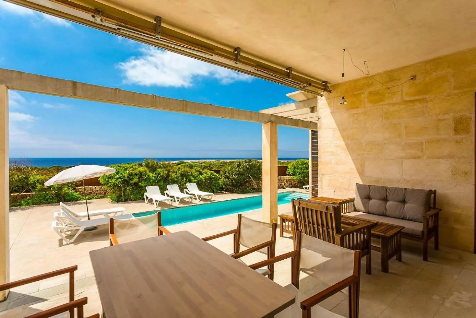 Water Front Villa Shalom Binissafuller